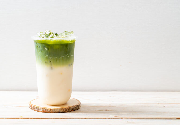 iced matcha latte